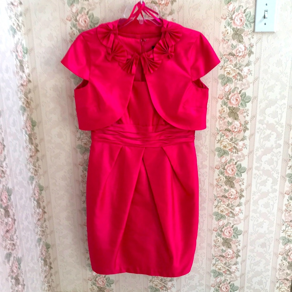 Coral color Jessica Howard dress and short jacket